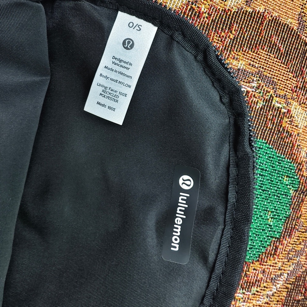 lululemon athletica All Night Festival Bag - Micro 2L - Black/Gold - Picture 7 of 7